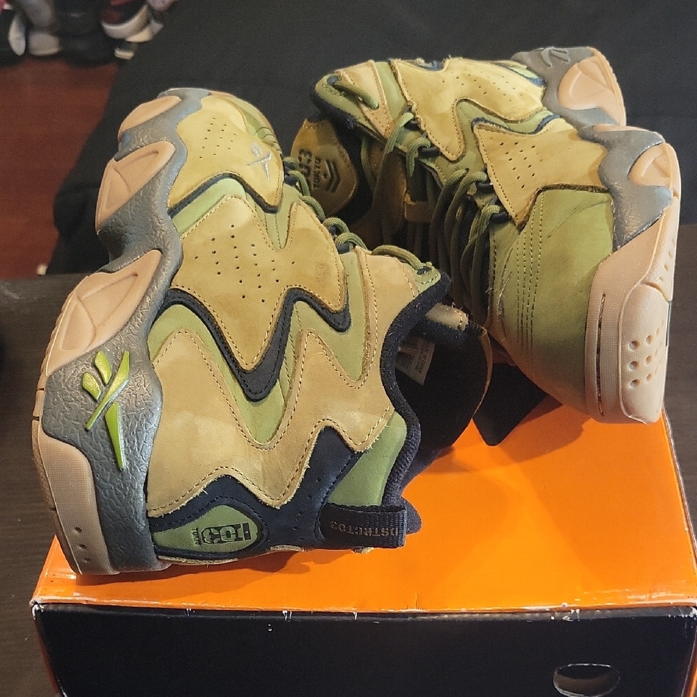 SOLD SOLD SOLD - Picture 7 of 11